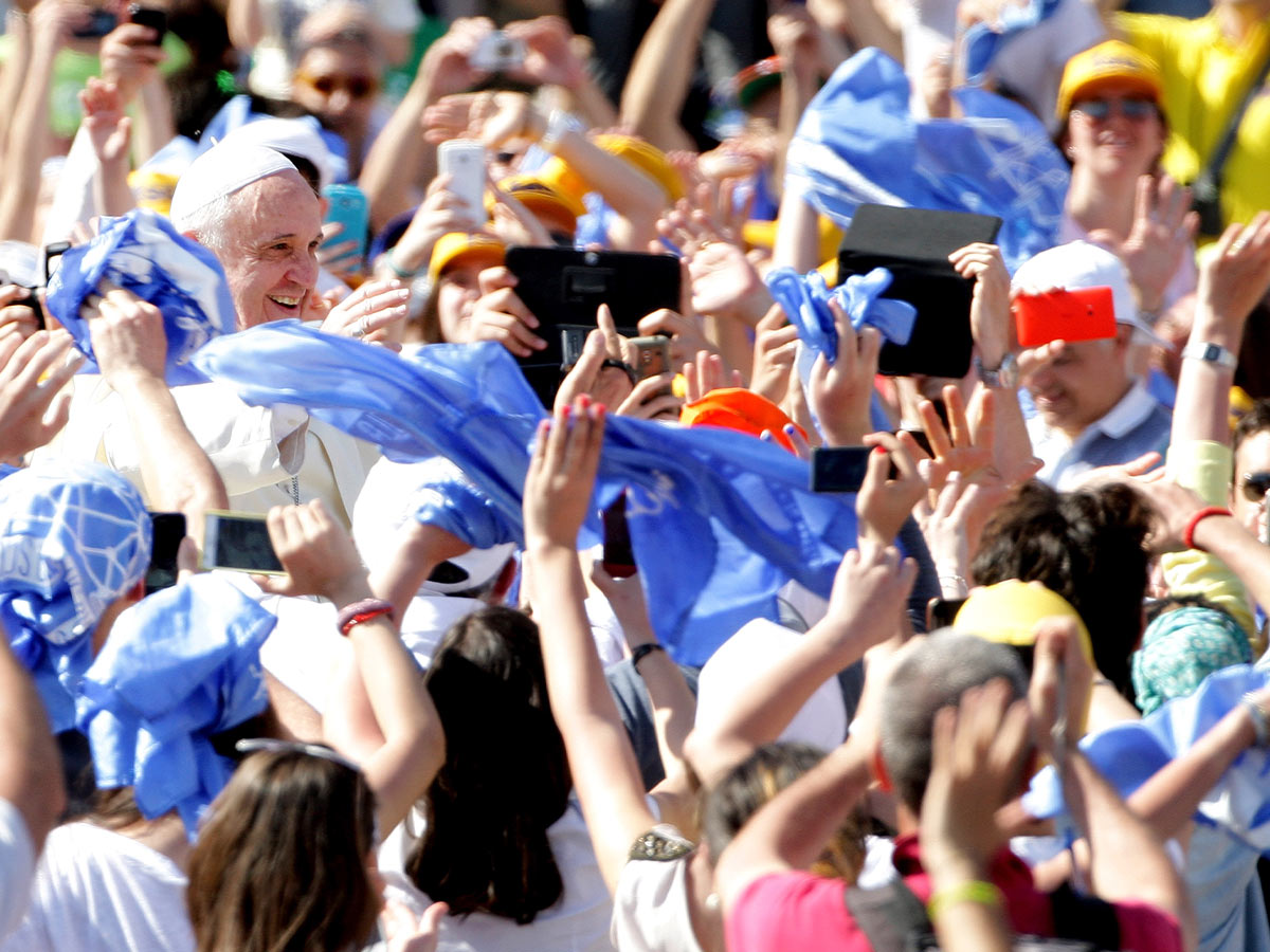 He's so dope that he's not intimidated by an unruly mob.