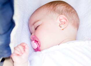 How to Choose a Cleft Palate-Friendly Pacifier