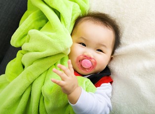Quick Guide: Pacifiers and Pacifier Clips