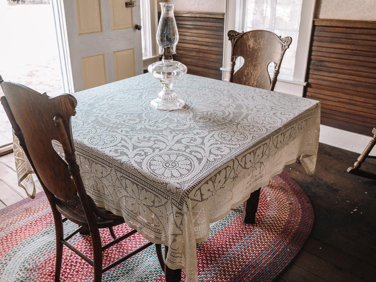 Lace Tablecloths