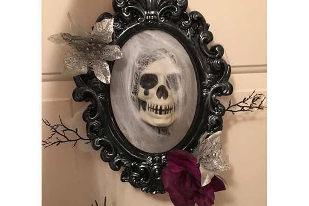 Skull In Mirror
