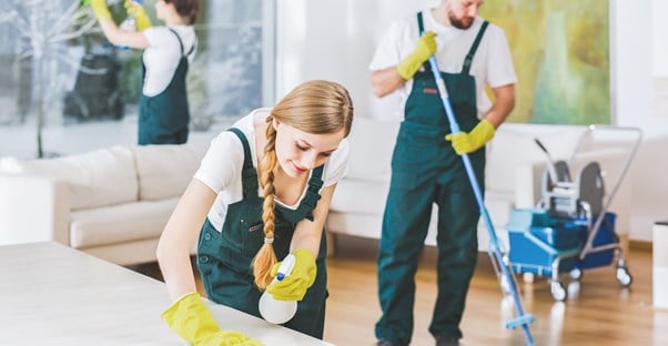 11 benefits of hiring a home cleaning service