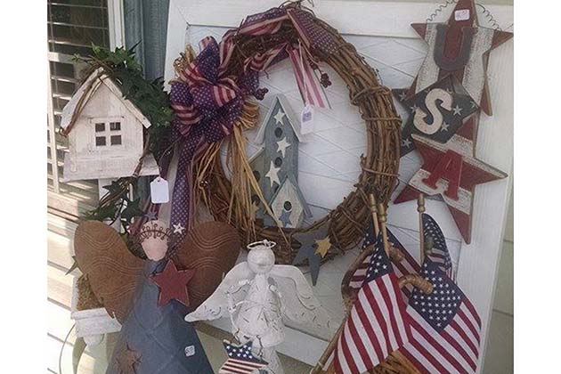 Rustic Patriotic Decor