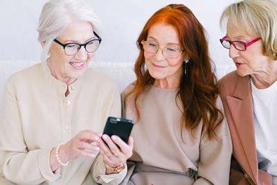Save Big on Phone Services: Discover How Seniors Can Get Extremely Cheap Phones