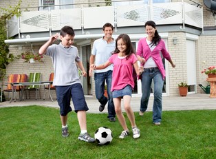 Creating a Kid-Friendly Backyard