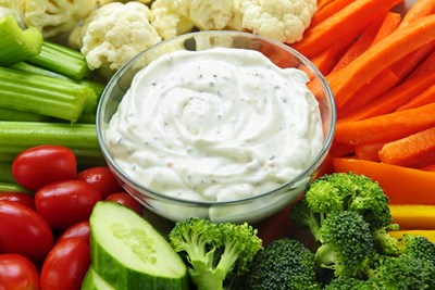 9 Healthy and Delicious Alternatives to Ranch Dressing