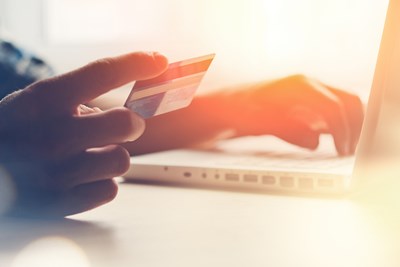 Bank vs. Online Lender: Which is Best for a Personal Loan?