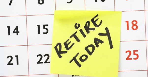 Sticky note on a calendar that shows your retirement planning