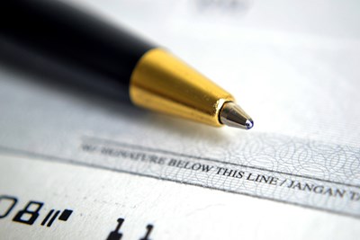 What’s the Difference Between a Personal Check and a Certified Check?
