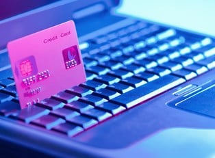 5 Advantages of Consolidating Credit Cards