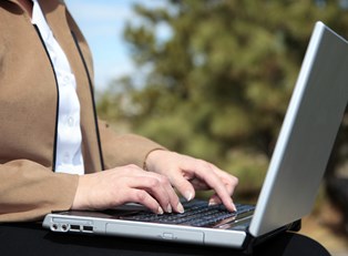 3 People Who Need Mobile Hotspot