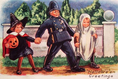 10 Ways to Save on Halloween