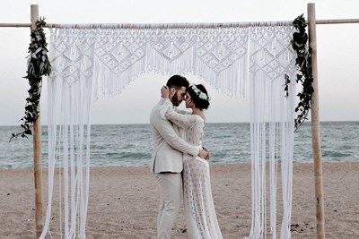 15 Wedding Traditions the Pandemic Will Change Forever