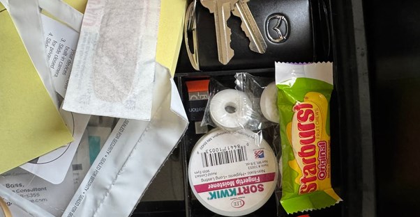 She Found a Second Set of Car Keys in Her Husband’s Drawer