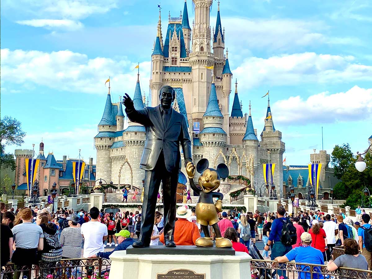 30 Little-Known Things Disney World Employees Want You to Know