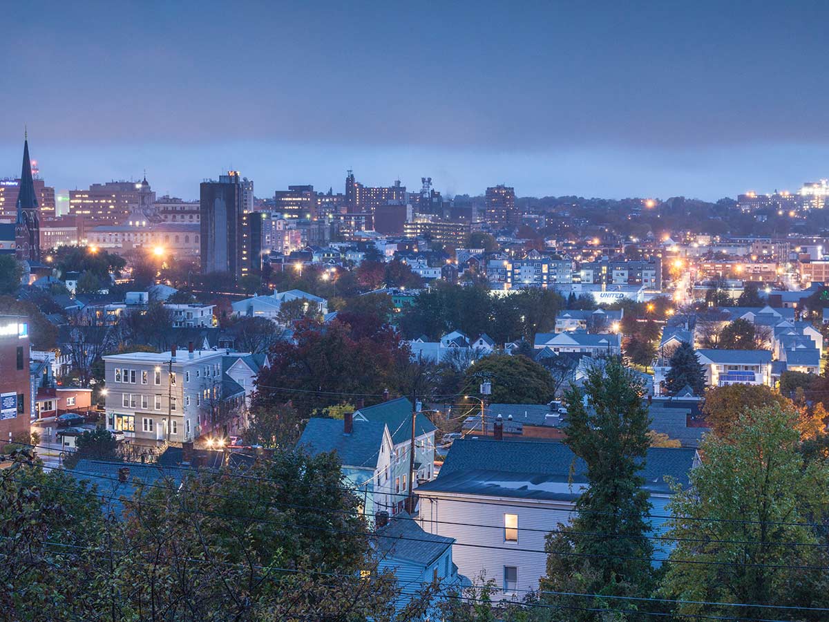 Maine (50.4% Outbound)