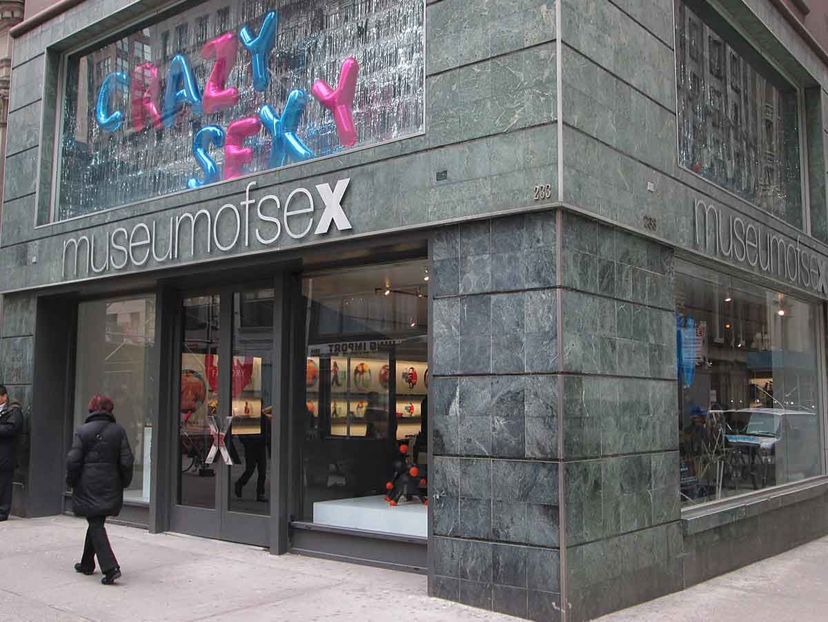 New York – The Museum of Relations