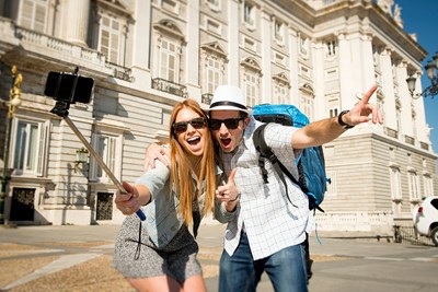 What the Selfie Stick Backlash Means for Your Next Vacation