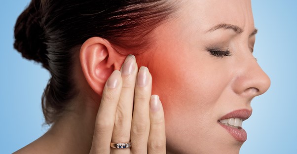 woman with earache