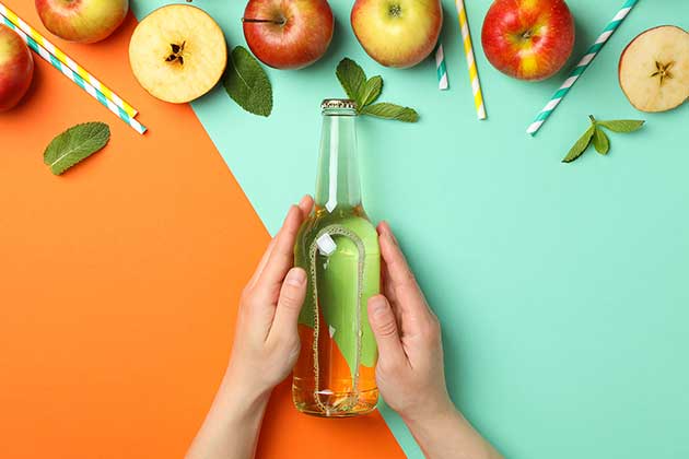 The Pros and Cons of Using Apple Cider Vinegar