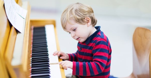 10 Reasons Every Child Should Learn How to Play a Musical Instrument  main image